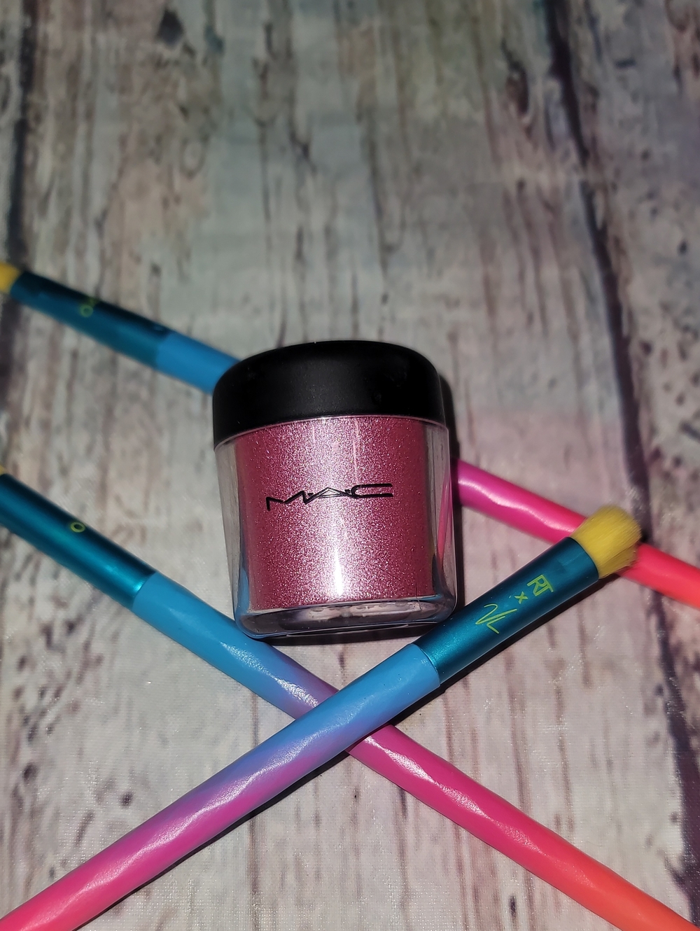 MAC Pink Shimmer Eyeshadow